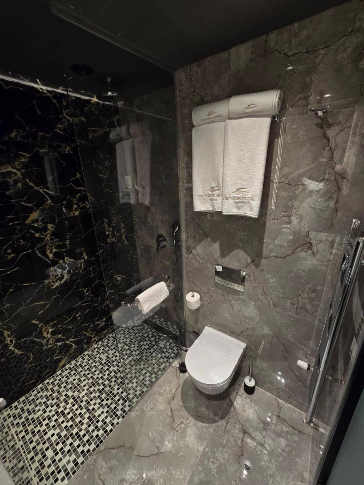 Hotel Vojvoda Putnik รานเย ภายนอก รูปภาพ