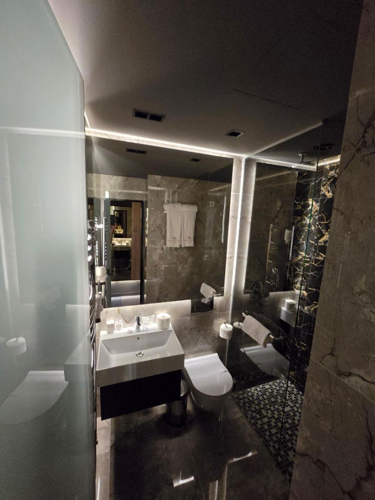 Hotel Vojvoda Putnik รานเย ภายนอก รูปภาพ