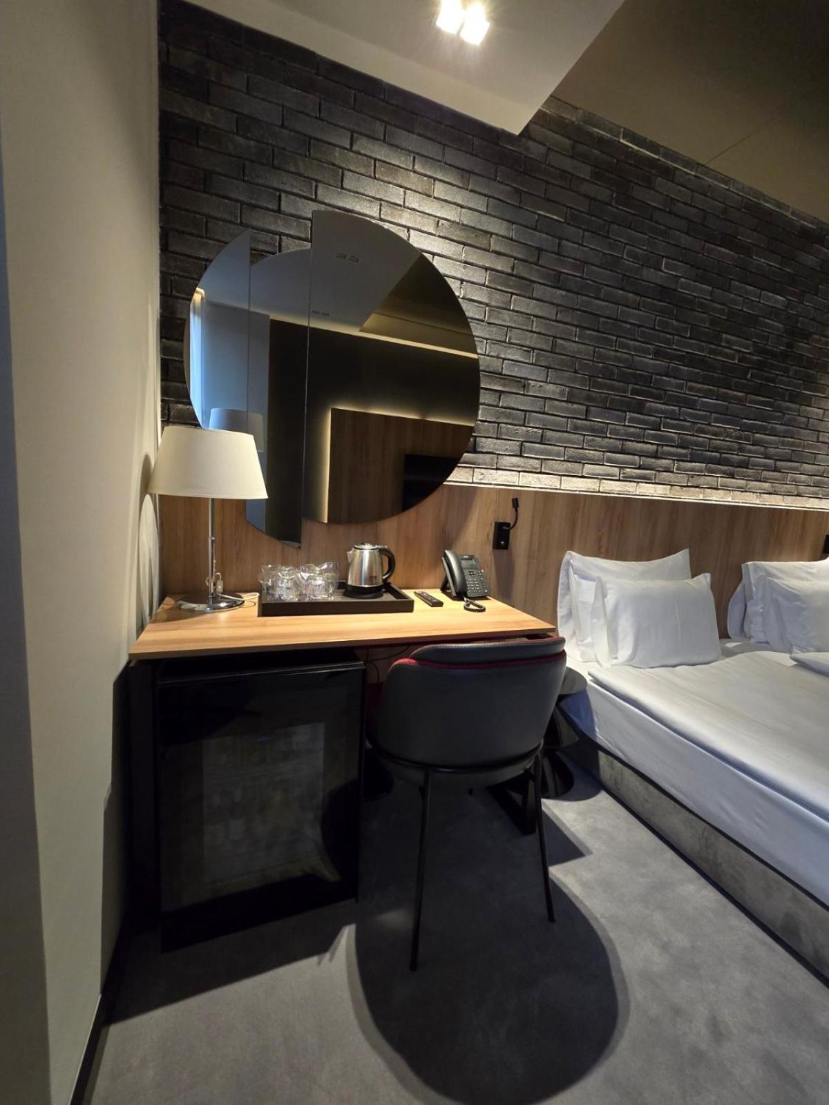 Hotel Vojvoda Putnik รานเย ภายนอก รูปภาพ