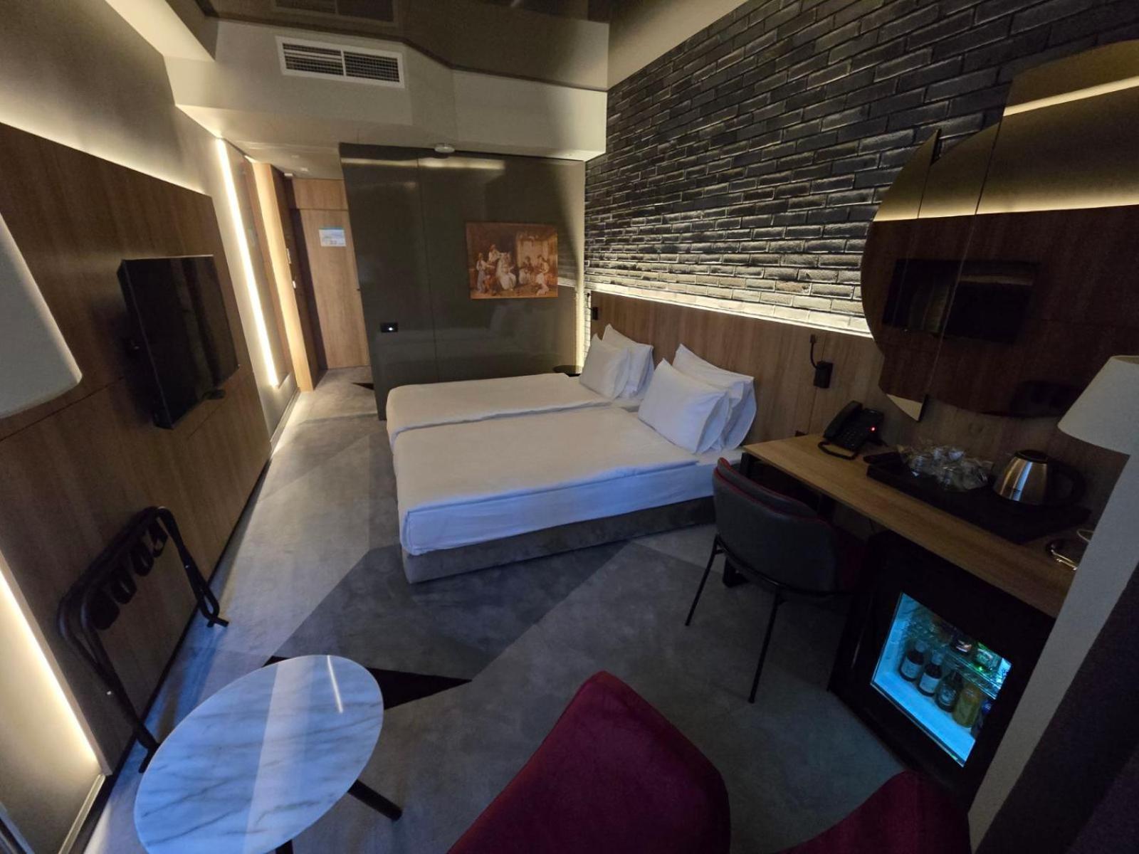 Hotel Vojvoda Putnik รานเย ภายนอก รูปภาพ